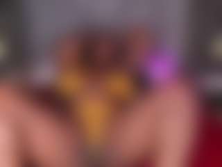 EmaRhodes's Live Sex Cam Show