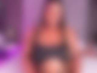 EmaRhodes's Live Sex Cam Show