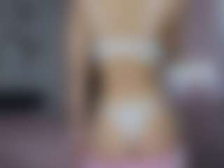 Live cam show with EnaDile - Camel Toe on Camsoda