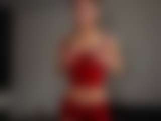 Live cam show with EnaDile - Skinny on Milfs Live