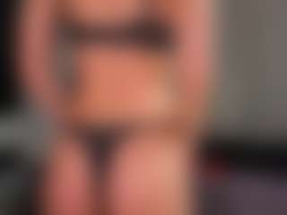 Live cam show with EnaDile - Muscle on crypto-cams