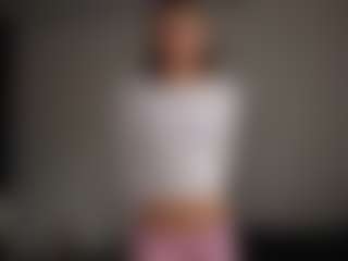 Live cam show with EnaDile - Camel Toe on Lustler