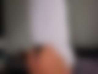 Live cam show with EnaDile - Camel Toe on Adult Interactions