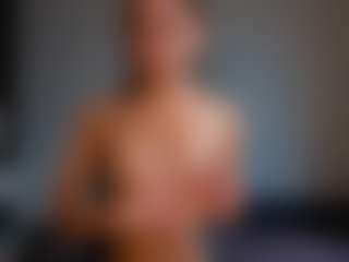Live cam show with EnaDile - Athletic College on galaxygirlnitro.com