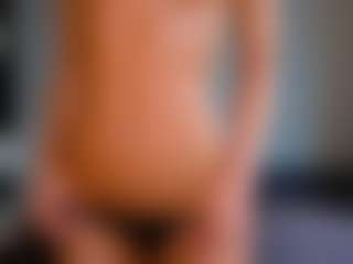 Live cam show with EnaDile - Oil on crypto-cams