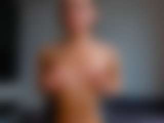 Live cam show with EnaDile - Small Tits Brown Hair on Milfs Live
