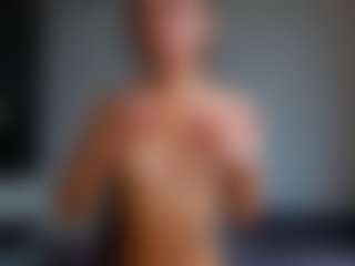 Live cam show with EnaDile - Camel Toe on camwithhim.com