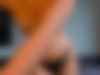 Live cam show with EnaDile - College Brown Hair on Hubzter Live