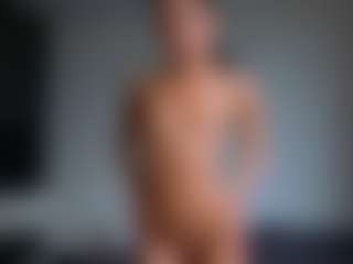 Live cam show with EnaDile - Athletic College on Uber Horny