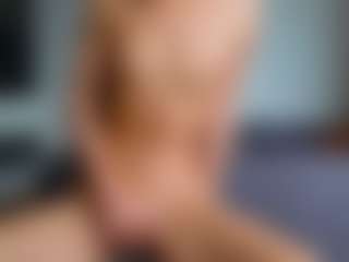 Live cam show with EnaDile - Bedroom Brown Hair on StripNow