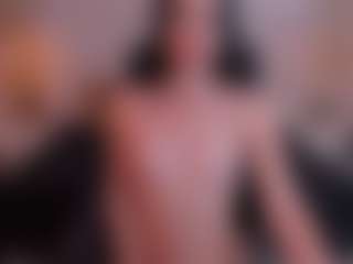 Live cam show with babydollvides - Skinny on StripNow