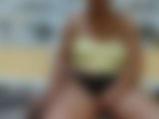 Live cam show with BROWNSUGARX20 - Fingering on slutload