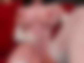 Live cam show with CassiP - Brown Eyes on chickslive.net