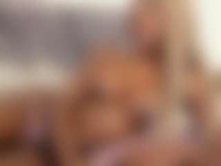 Live cam show with Tahlia M - Butt Plug on Milf Play