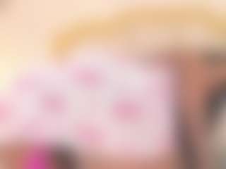 Live cam show with Tahlia M - Deepthroat on Camsoda