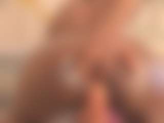 Live cam show with Tahlia M - Public Mature on Streamer API