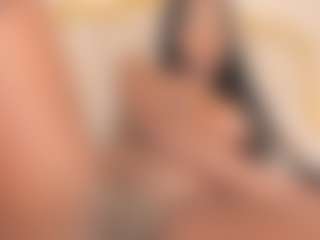Live cam show with Tahlia M - Shaved Pussy Latina on Camsoda