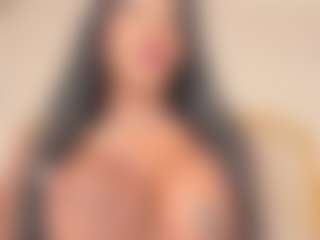 Live cam show with Tahlia M - Athletic Strip on Camsoda