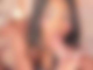 Live cam show with Tahlia M - Latina on Camsoda | colombia