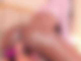 Live cam show with Tahlia M - Butt Plug on livesuperchat.net