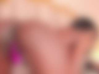 Live cam show with Tahlia M - Dildo Or Vibrator on SpankPalCams