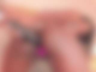 Live cam show with Tahlia M - Twerk on madthumbs