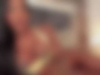 Live cam show with Tahlia M - Toys Middle Aged on Camsoda