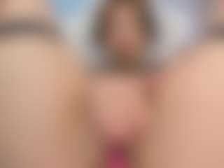 Live cam show with Mary Timber - Brown Hair Petite on Soda Cam