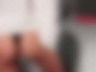 MillieStram's Live Sex Cam Show