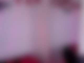 Live cam show with Violett-hott - Facial Piercings on livesuperchat.net