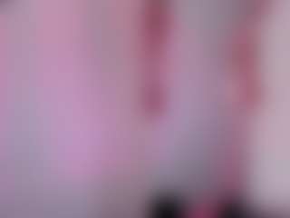 Live cam show with Violett-hott - Striptease on luckytryst.com
