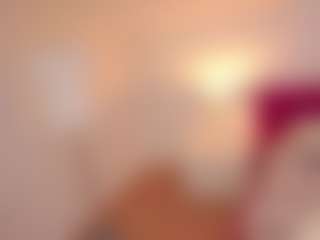 Live cam show with AbigailKuntz - Shaved Pussy on Camsoda