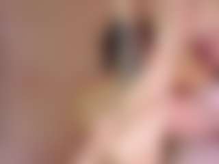Live cam show with AbigailKuntz - Lesbian on CamwithHer