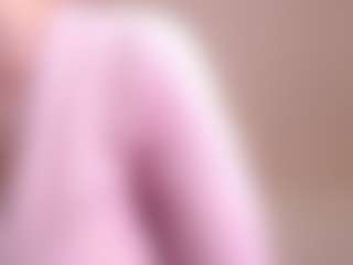 Live cam show with AbigailKuntz - Shaved Pussy on Camsoda