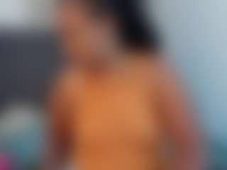 Live cam show with melanym - Upskirt on Milfs Live