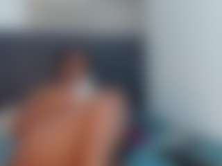 Live cam show with melanym - Masturbate on livesuperchat.net