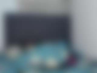 Live cam show with melanym - Ebony on Free Soda | colombia