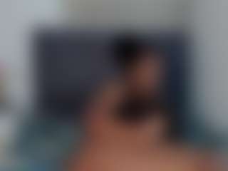 Live cam show with melanym - Moaning on sexylive.show