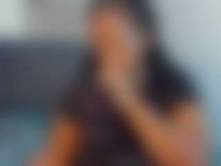 Live cam show with melanym - Ebony on Latina Girls | colombia