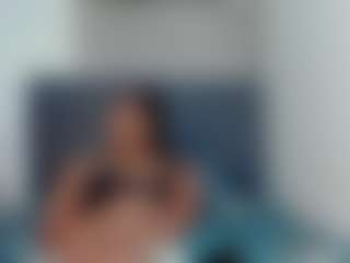 Live cam show with melanym - Double Penetration on livesuperchat.net