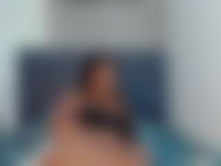 Live cam show with melanym - Thick on intimatelivegirls.com