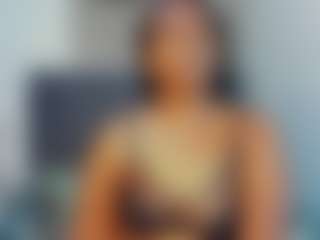 Live cam show with melanym - Ebony on live18s.com | colombia