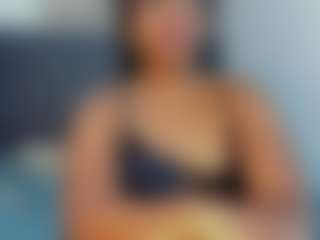 Live cam show with melanym - Ebony on SxyPornLive | colombia