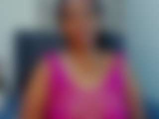 Live cam show with melanym - Ebony on madthumbs | colombia