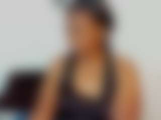 Live cam show with melanym - Ebony on Camsoda | colombia