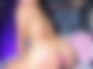 Assia-Roos's Live Sex Cam Show