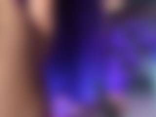 Assia-Roos's Live Sex Cam Show