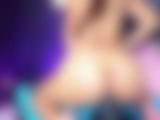 Assia-Roos's Live Sex Cam Show