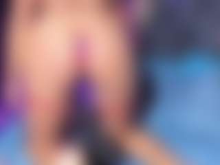 Assia-Roos's Live Sex Cam Show