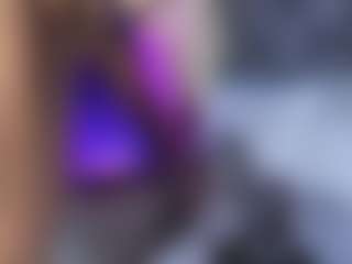 Assia-Roos's Live Sex Cam Show